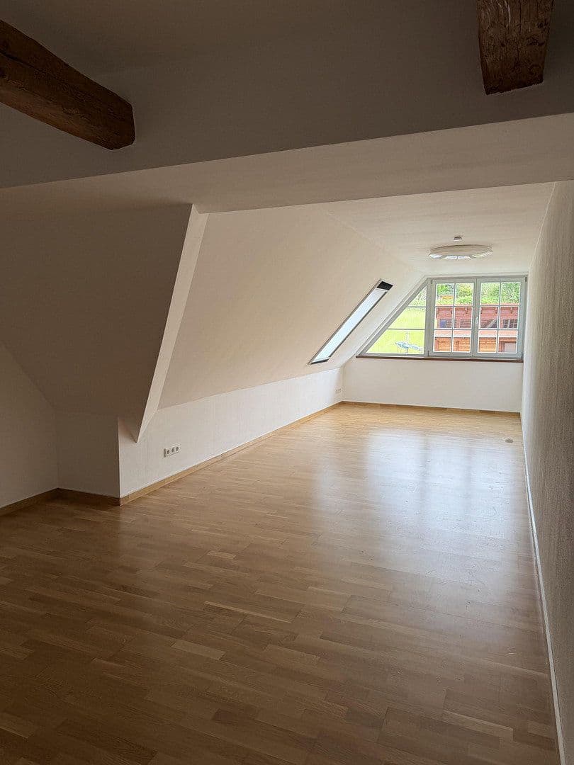 Pronájem domu 195 m², pozemek 500 m², Meiereiweg 25 c, Pirna, Sasko Pronájem domu 195 m², pozemek 500 m², Meiereiweg 25 c, Pirna, Sasko