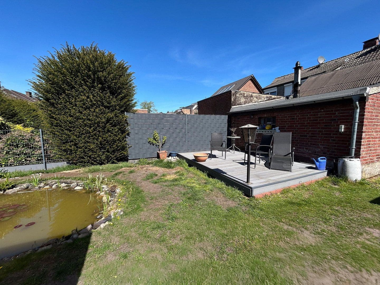 Pronájem domu 100 m², pozemek 300 m², Vereinsstr. 18, Bocholt, Severní Porýní-Vestfálsko Pronájem domu 100 m², pozemek 300 m², Vereinsstr. 18, Bocholt, Severní Porýní-Vestfálsko