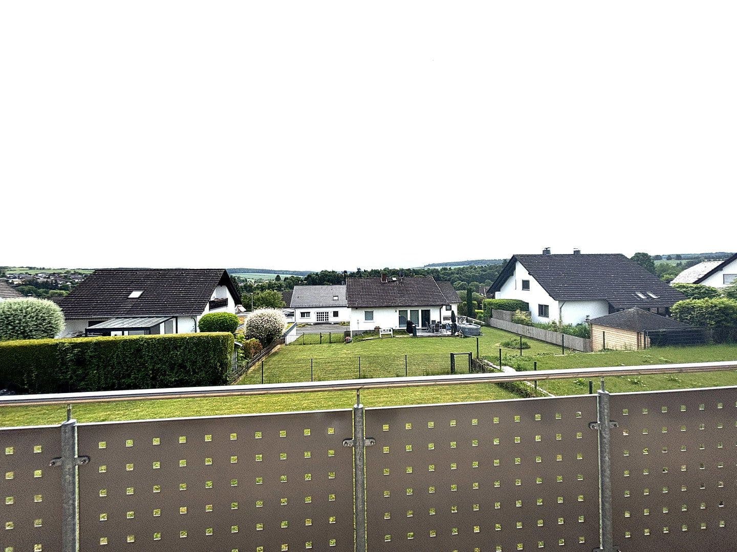 Pronájem bytu 2+kk 85 m², Hünfelden, Hessen Pronájem bytu 2+kk 85 m², Hünfelden, Hessen