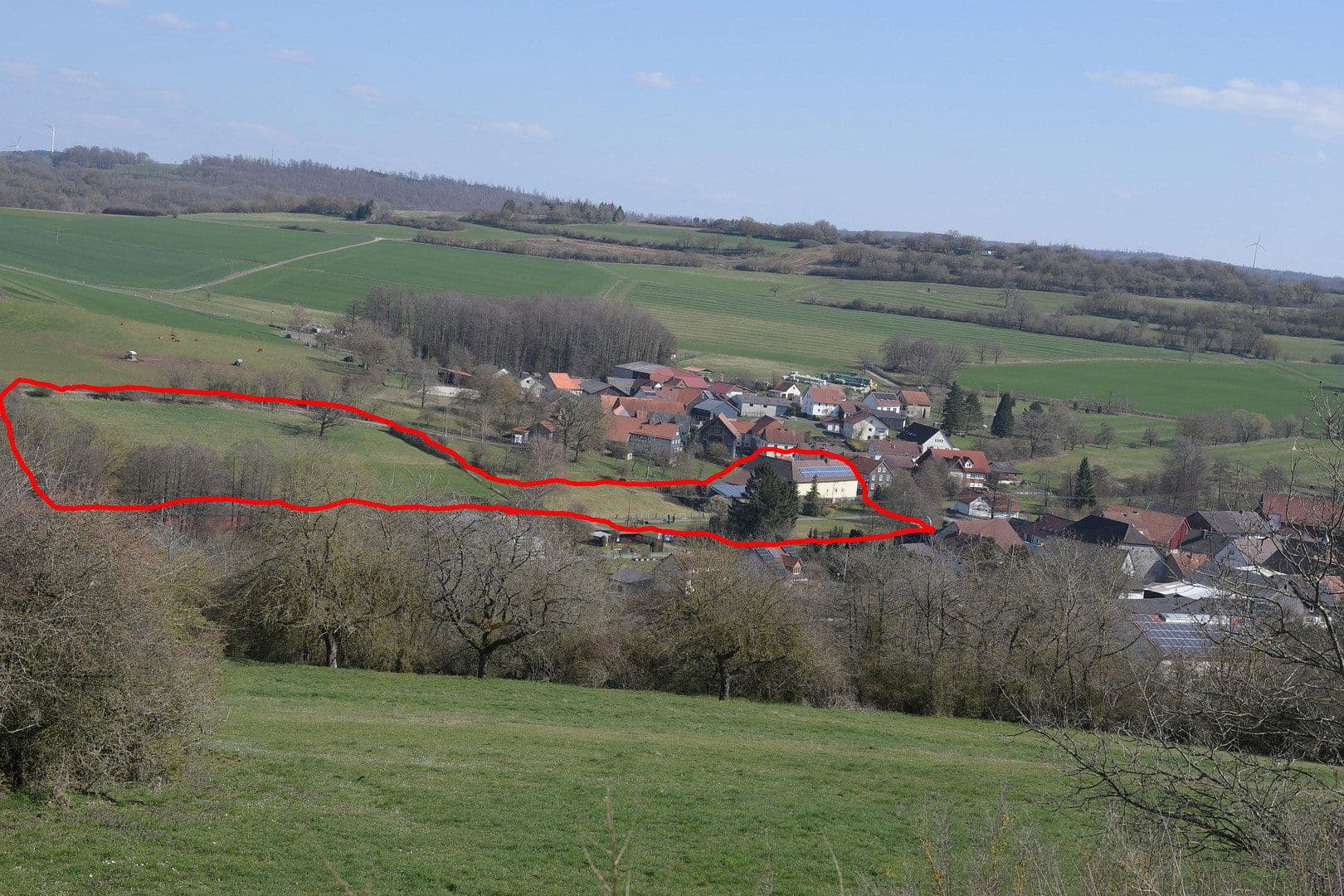 Prodej domu 194 m², pozemek 14.250 m², Erlenstraße 10, Feldatal, Hessen Prodej domu 194 m², pozemek 14.250 m², Erlenstraße 10, Feldatal, Hessen