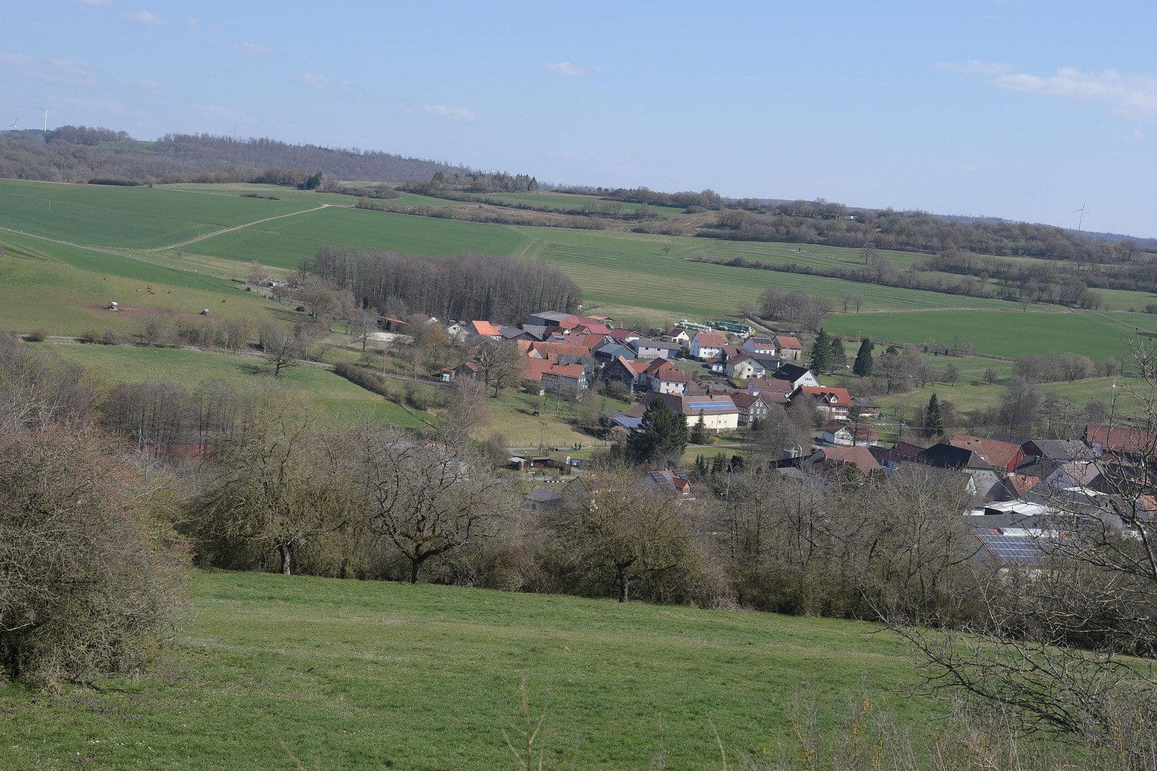 Prodej domu 194 m², pozemek 14.250 m², Erlenstraße 10, Feldatal, Hessen Prodej domu 194 m², pozemek 14.250 m², Erlenstraße 10, Feldatal, Hessen