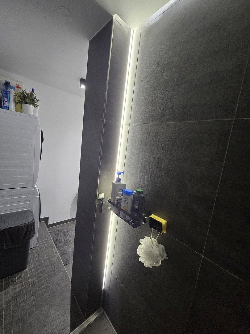 Prodej bytu 3+1 70 m², Glashüttenstraße 25, Köln, Severní Porýní-Vestfálsko Prodej bytu 3+1 70 m², Glashüttenstraße 25, Köln, Severní Porýní-Vestfálsko