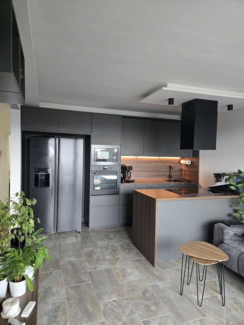 Prodej bytu 3+1 70 m², Glashüttenstraße 25, Köln, Severní Porýní-Vestfálsko Prodej bytu 3+1 70 m², Glashüttenstraße 25, Köln, Severní Porýní-Vestfálsko