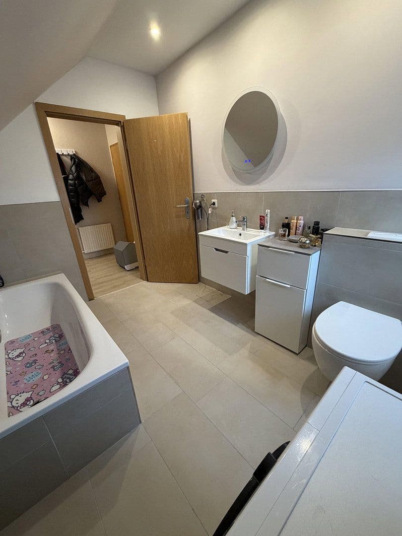 Pronájem bytu 3+1 67 m², Am Moosholz 45, Wolfsburg, Dolní Sasko Pronájem bytu 3+1 67 m², Am Moosholz 45, Wolfsburg, Dolní Sasko