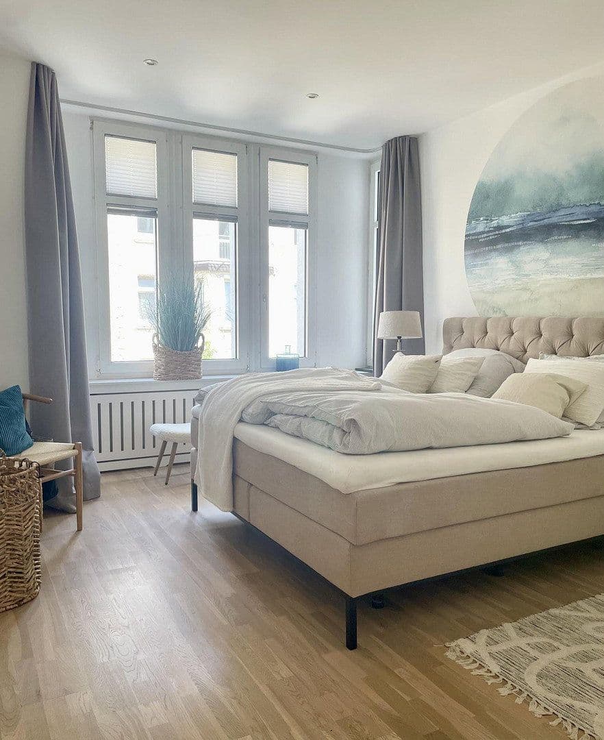 Prodej bytu 3+1 105 m², Düsseldorf, Severní Porýní-Vestfálsko Prodej bytu 3+1 105 m², Düsseldorf, Severní Porýní-Vestfálsko