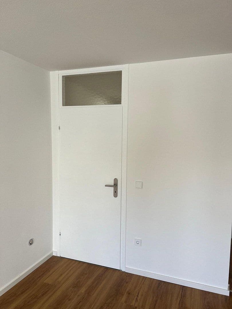 Pronájem bytu 1+1 38 m², Unterhaching, Bavorsko Pronájem bytu 1+1 38 m², Unterhaching, Bavorsko