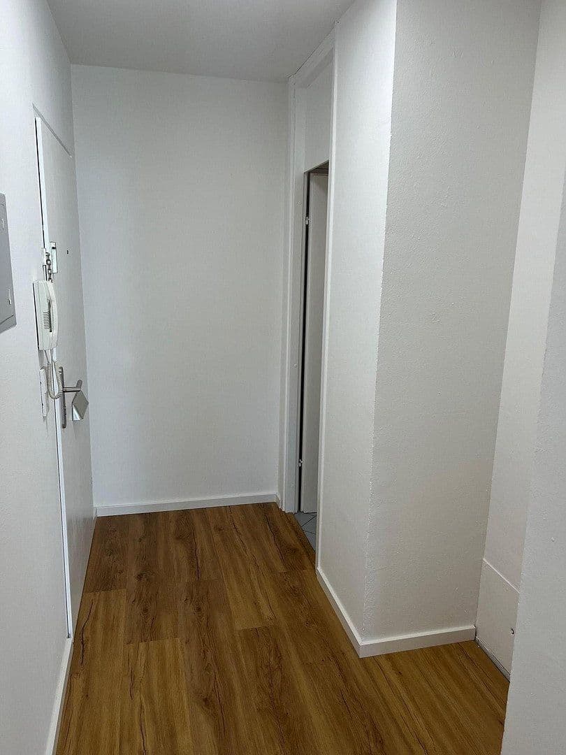Pronájem bytu 1+1 38 m², Unterhaching, Bavorsko Pronájem bytu 1+1 38 m², Unterhaching, Bavorsko