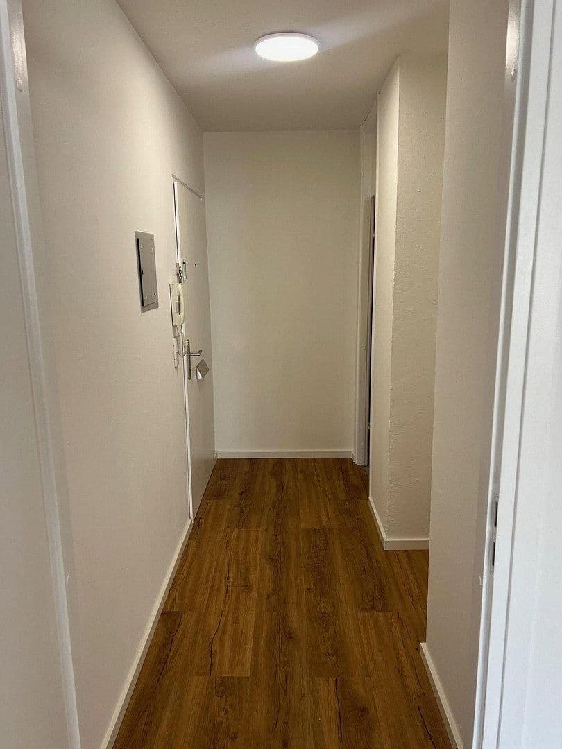 Pronájem bytu 1+1 38 m², Unterhaching, Bavorsko Pronájem bytu 1+1 38 m², Unterhaching, Bavorsko