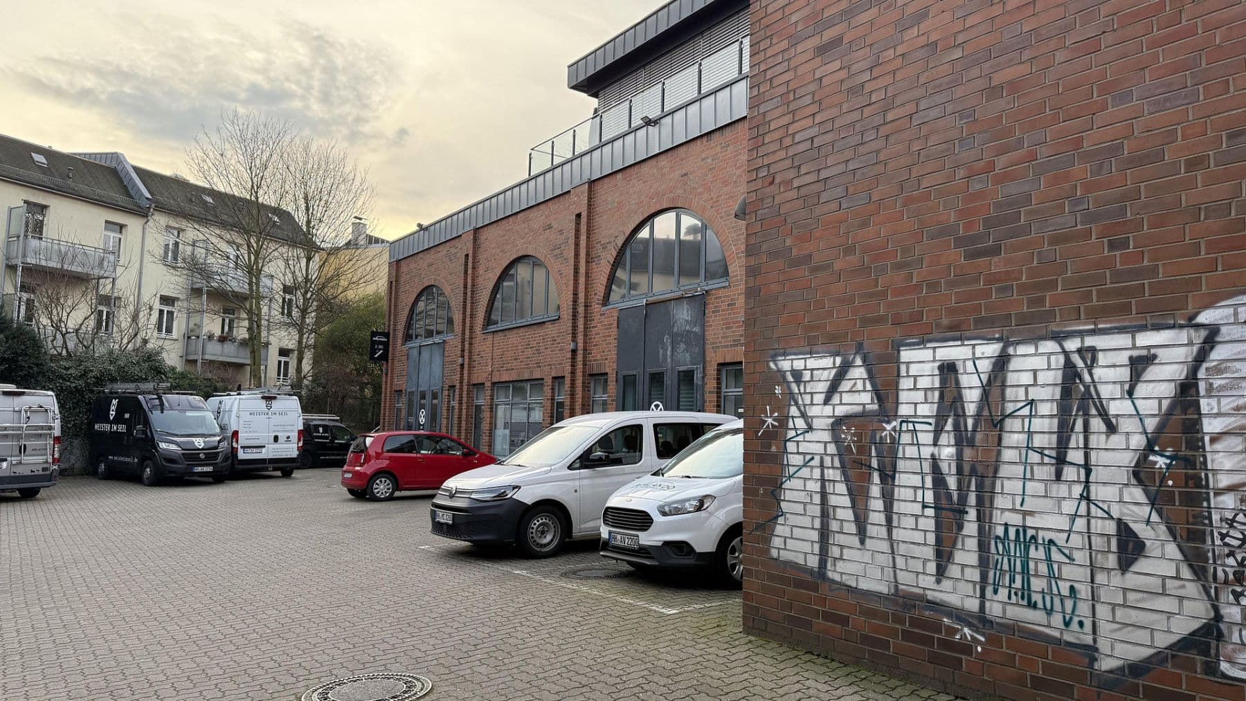 Pronájem nebytového prostoru 28 m², Stresemannstraße 42, Hamburg, Hamburg Pronájem nebytového prostoru 28 m², Stresemannstraße 42, Hamburg, Hamburg