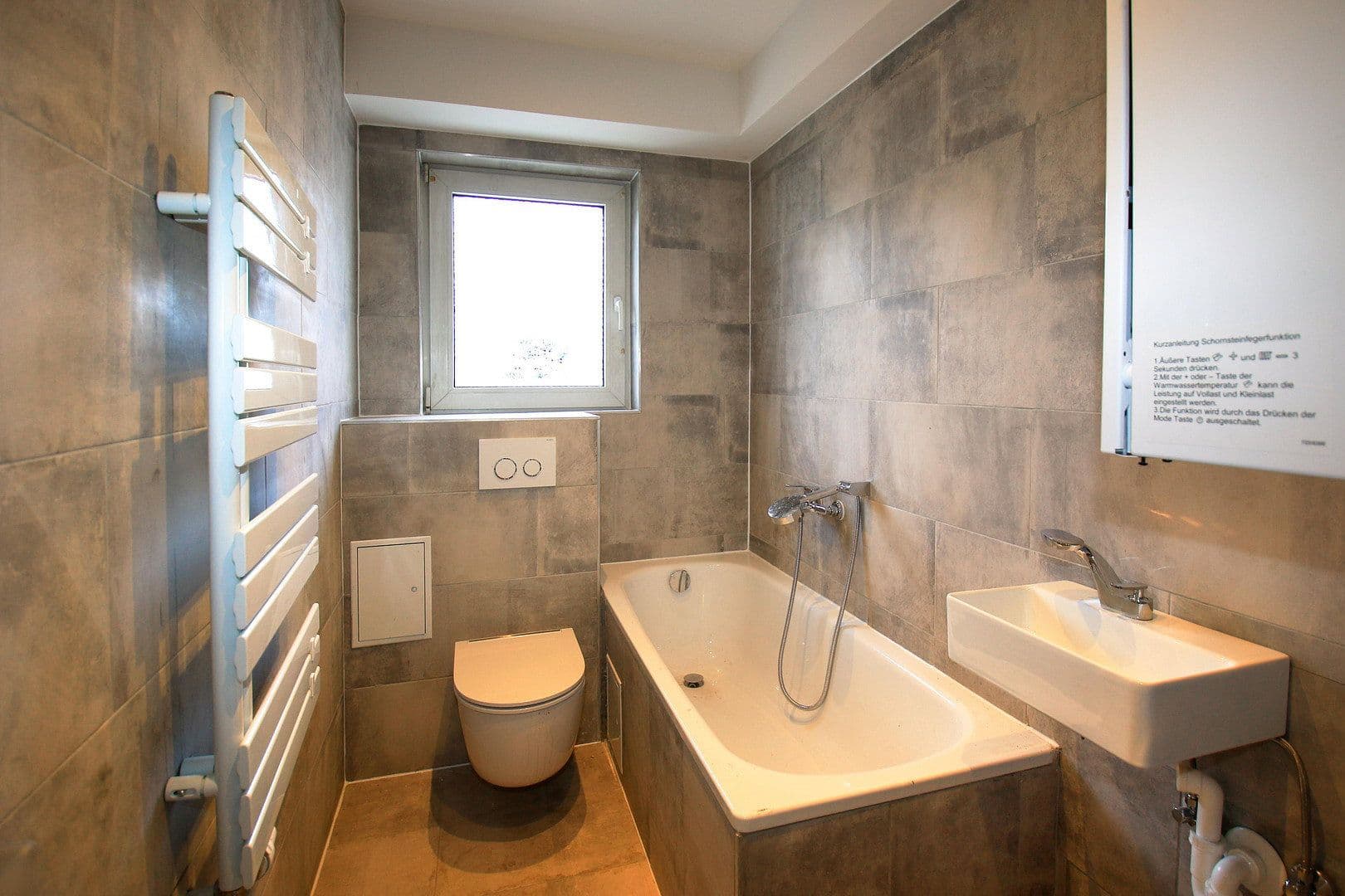 Prodej bytu 2+1 50 m², Burgstr. 4, Mannheim, Bádensko-Württembersko Prodej bytu 2+1 50 m², Burgstr. 4, Mannheim, Bádensko-Württembersko