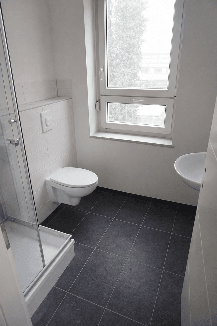 Pronájem bytu 4+1 106 m², Stötteritzer Landstraße 30, Leipzig, Sasko Pronájem bytu 4+1 106 m², Stötteritzer Landstraße 30, Leipzig, Sasko