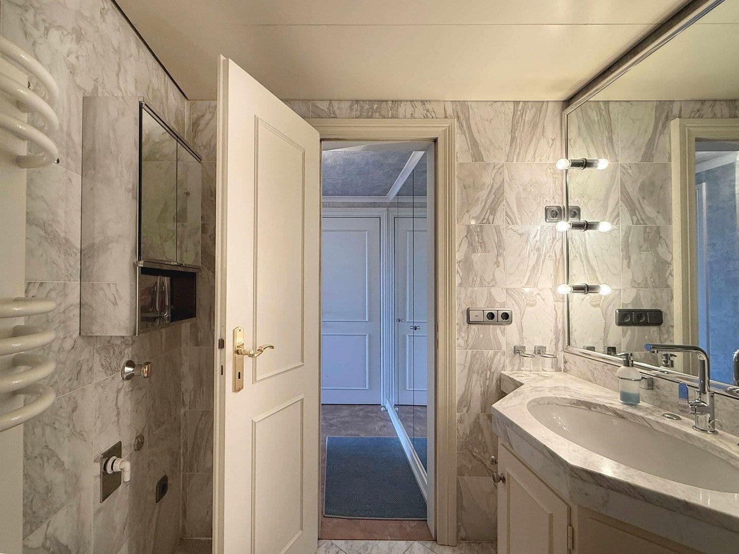 Prodej bytu 2+1 65 m², Lübeck - Travemünde, Šlesvicko-Holštýnsko Prodej bytu 2+1 65 m², Lübeck - Travemünde, Šlesvicko-Holštýnsko