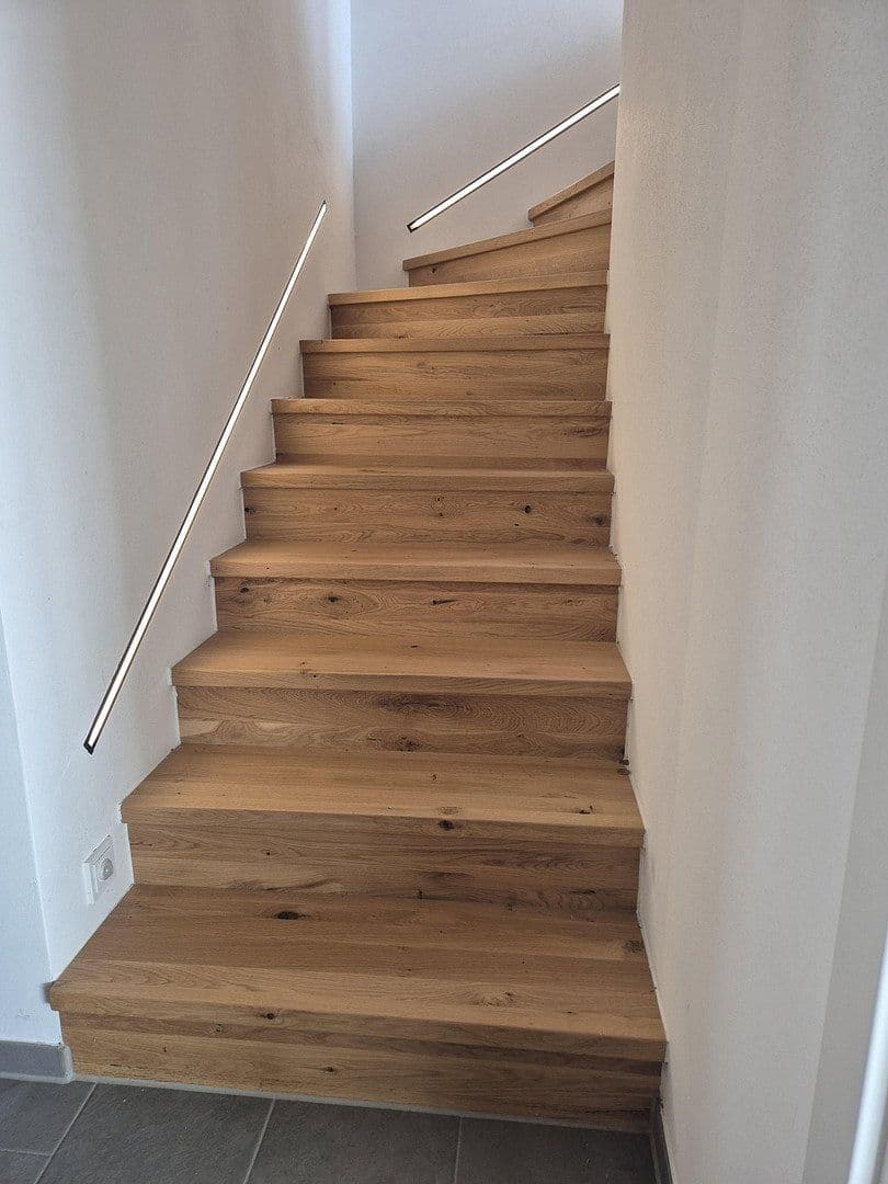 Prodej domu 220 m², pozemek 850 m², Waldenburg, Bádensko-Württembersko Prodej domu 220 m², pozemek 850 m², Waldenburg, Bádensko-Württembersko
