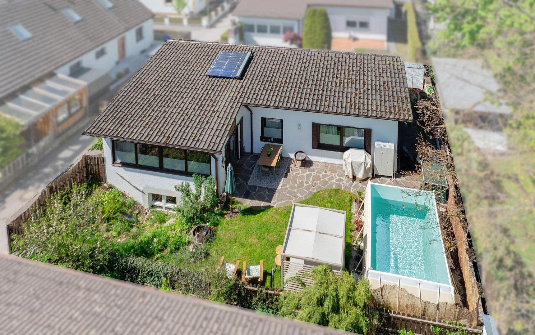 Prodej domu 112 m², pozemek 316 m², Puchheim, Bavorsko Prodej domu 112 m², pozemek 316 m², Puchheim, Bavorsko