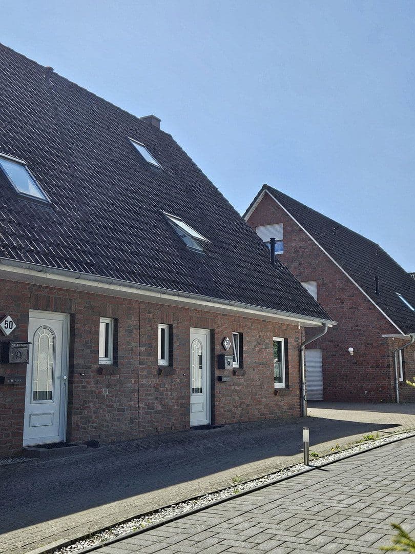 Prodej domu 260 m², pozemek 457 m², Ollerlohstraße 50a, Elmshorn, Šlesvicko-Holštýnsko Prodej domu 260 m², pozemek 457 m², Ollerlohstraße 50a, Elmshorn, Šlesvicko-Holštýnsko