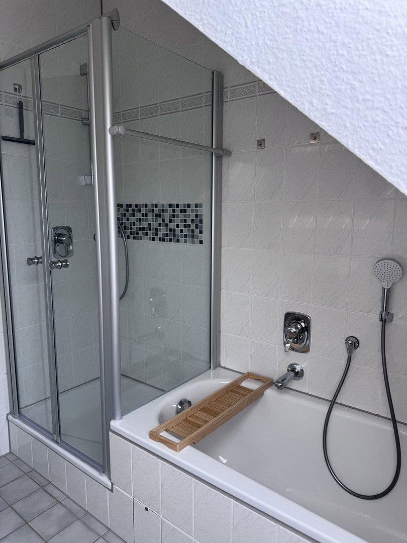 Pronájem bytu 2+1 67 m², Aschaffenburg, Bavorsko Pronájem bytu 2+1 67 m², Aschaffenburg, Bavorsko