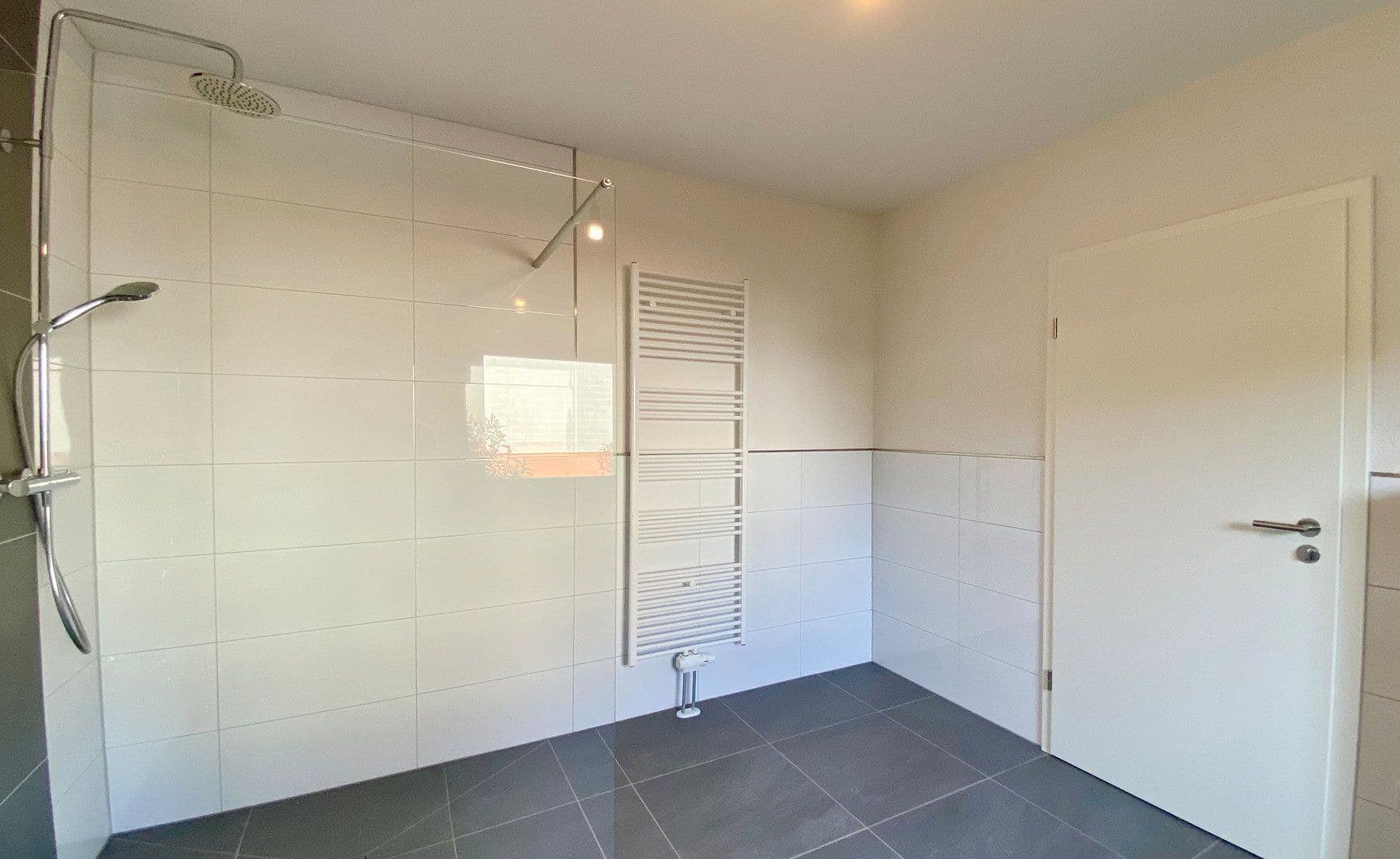 Pronájem bytu 4+1 105 m², Püttlingen, Země Sársko Pronájem bytu 4+1 105 m², Püttlingen, Země Sársko