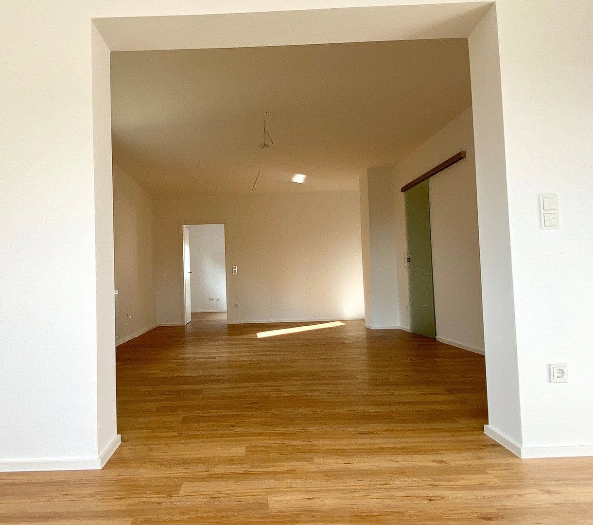 Pronájem bytu 4+1 105 m², Püttlingen, Země Sársko Pronájem bytu 4+1 105 m², Püttlingen, Země Sársko