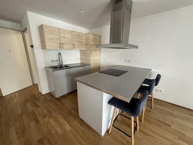 Pronájem bytu 3+1 65 m², Karlsruhe-Durlach, Bádensko-Württembersko Pronájem bytu 3+1 65 m², Karlsruhe-Durlach, Bádensko-Württembersko