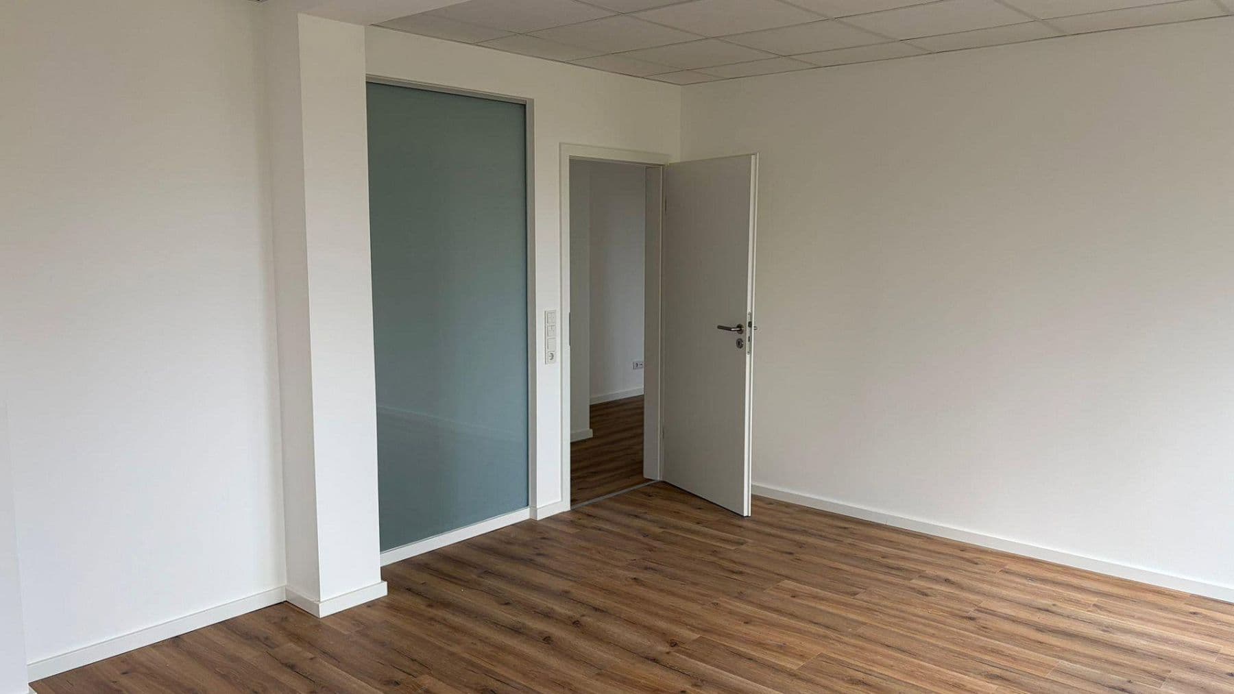 Pronájem kanceláře 177 m², Marker Allee 48, Hamm, Severní Porýní-Vestfálsko Pronájem kanceláře 177 m², Marker Allee 48, Hamm, Severní Porýní-Vestfálsko