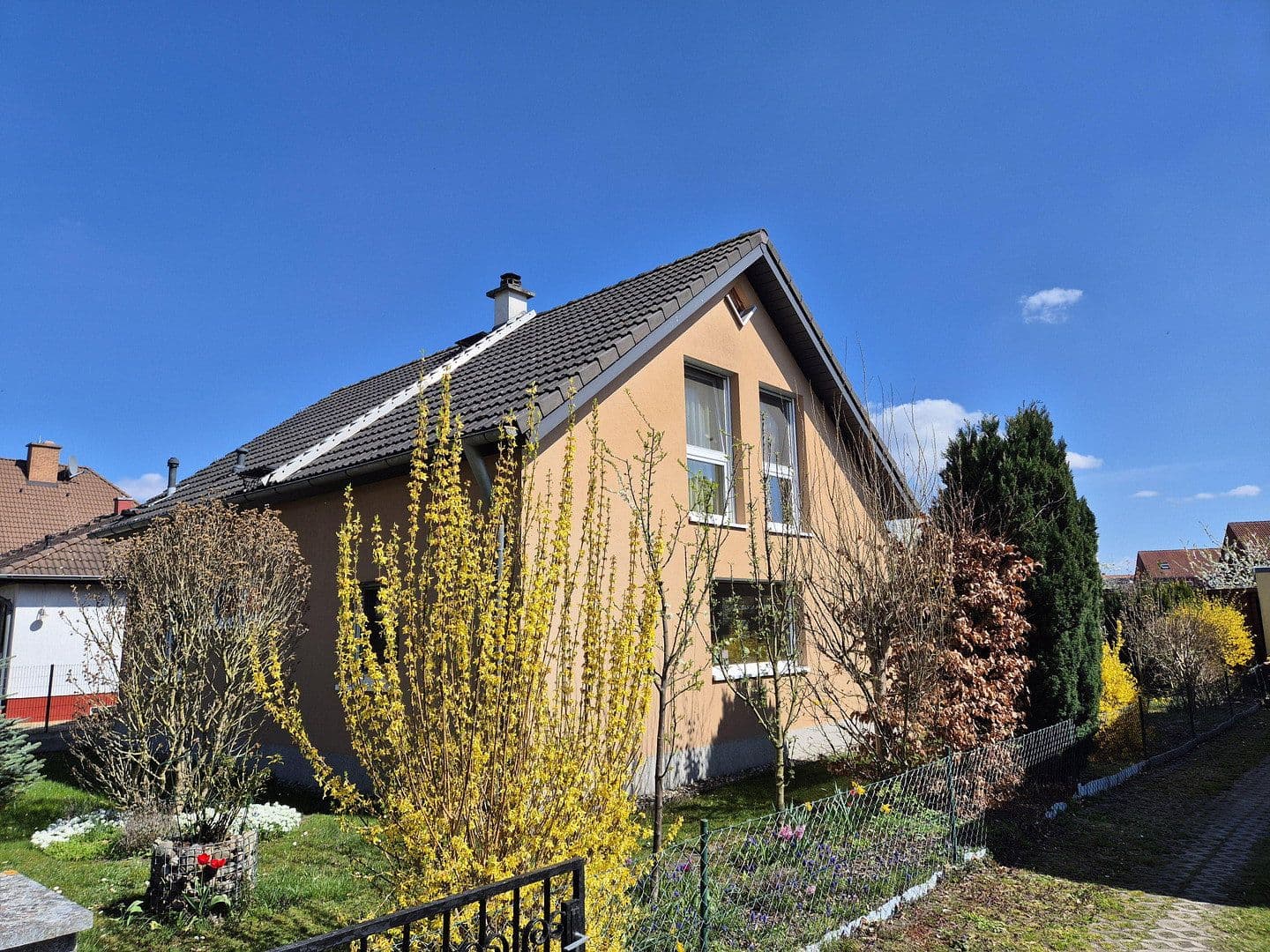 Prodej domu 125 m², pozemek 892 m², Wustermark, Braniborsko Prodej domu 125 m², pozemek 892 m², Wustermark, Braniborsko