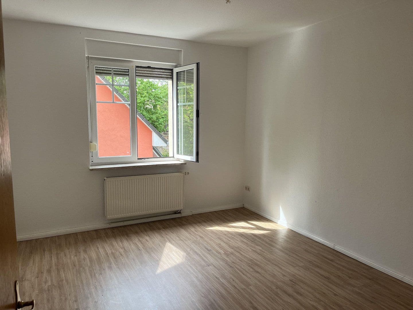 Prodej domu 129 m², pozemek 790 m², Berlin, Berlín Prodej domu 129 m², pozemek 790 m², Berlin, Berlín