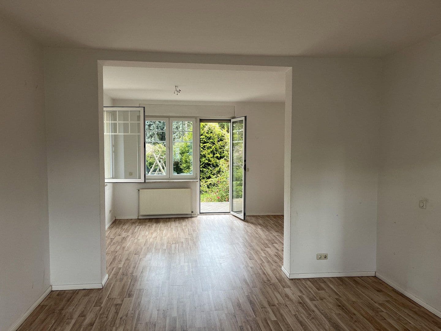 Prodej domu 129 m², pozemek 790 m², Berlin, Berlín Prodej domu 129 m², pozemek 790 m², Berlin, Berlín