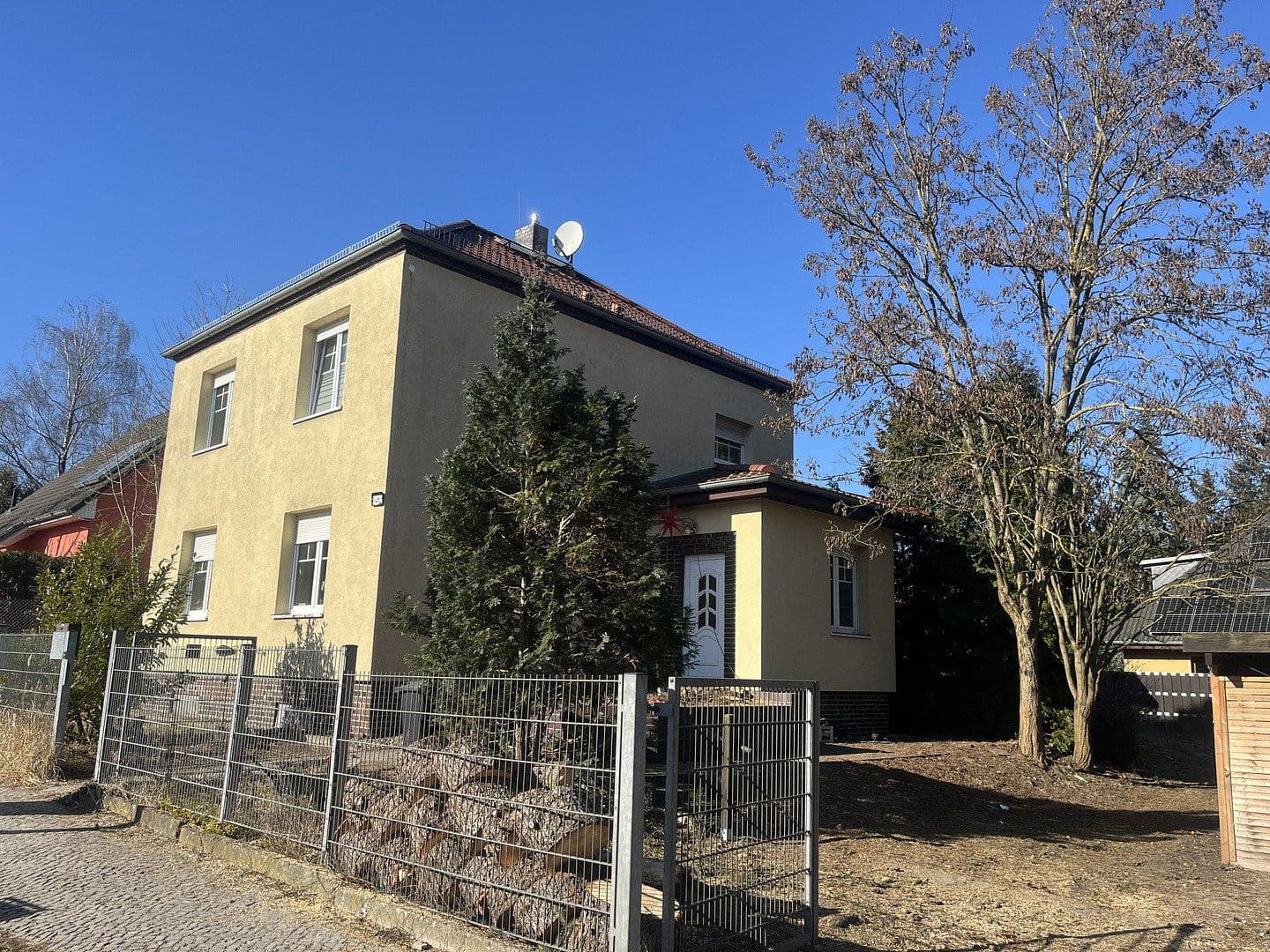 Prodej domu 129 m², pozemek 790 m², Berlin, Berlín Prodej domu 129 m², pozemek 790 m², Berlin, Berlín