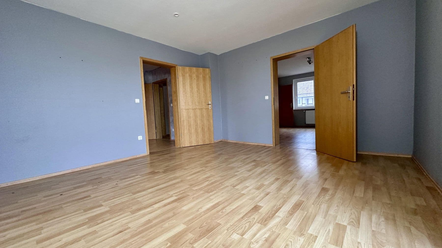 Pronájem domu 200 m², pozemek 328 m², Hagenstraße 13, Wolfhagen, Hessen Pronájem domu 200 m², pozemek 328 m², Hagenstraße 13, Wolfhagen, Hessen