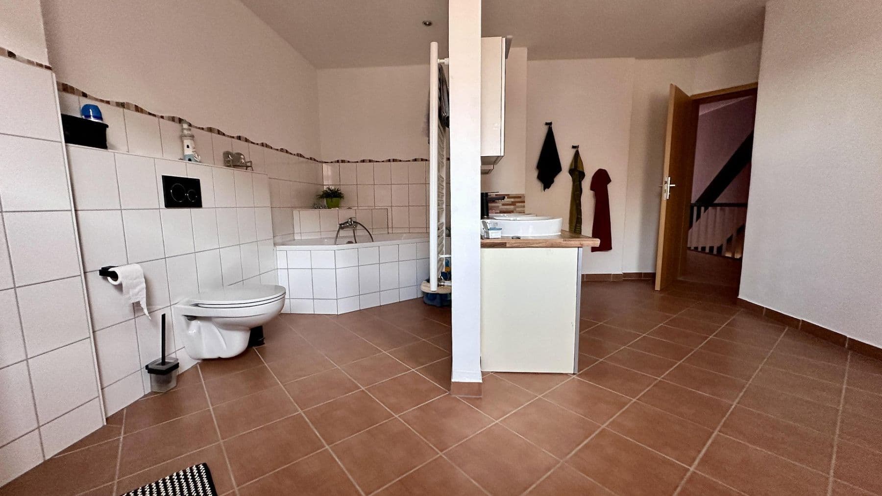 Pronájem domu 200 m², pozemek 328 m², Hagenstraße 13, Wolfhagen, Hessen Pronájem domu 200 m², pozemek 328 m², Hagenstraße 13, Wolfhagen, Hessen