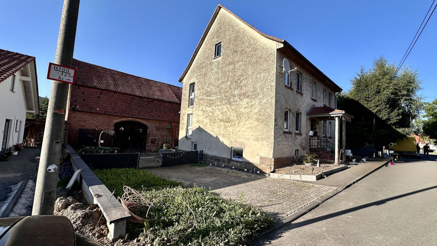 Pronájem domu 200 m², pozemek 328 m², Hagenstraße 13, Wolfhagen, Hessen Pronájem domu 200 m², pozemek 328 m², Hagenstraße 13, Wolfhagen, Hessen