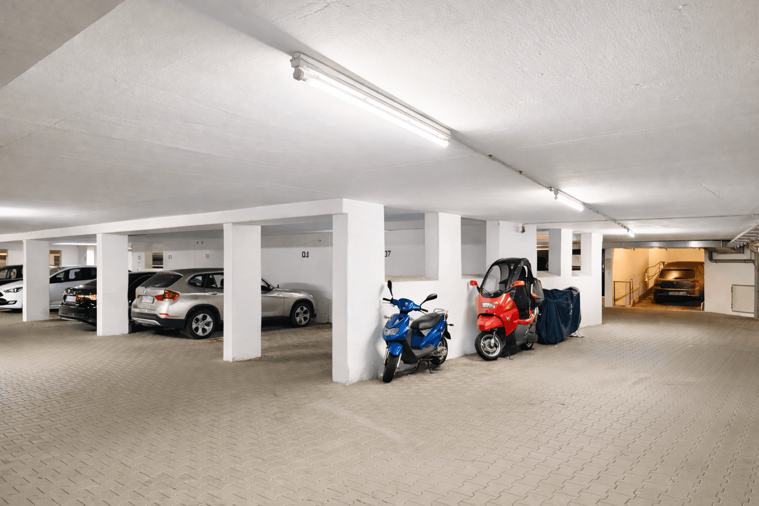 Pronájem garáže, Schroeterstraße 22, Dresden, Sasko Pronájem garáže, Schroeterstraße 22, Dresden, Sasko