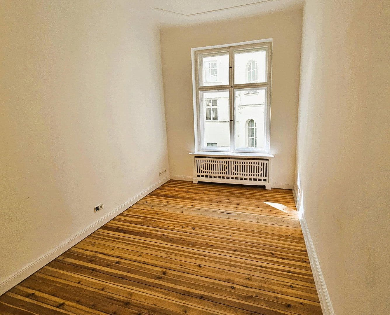 Pronájem kanceláře 230 m², Brandenburgische Straße 16, Berlin, Berlín Pronájem kanceláře 230 m², Brandenburgische Straße 16, Berlin, Berlín