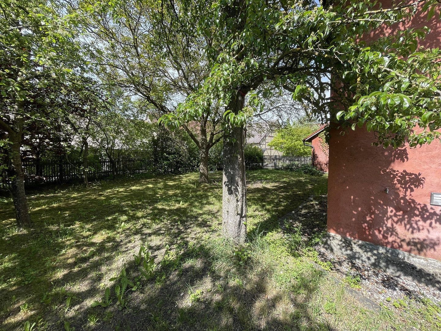 Prodej domu 220 m², pozemek 1.616 m², Beratzhausen, Bavorsko Prodej domu 220 m², pozemek 1.616 m², Beratzhausen, Bavorsko