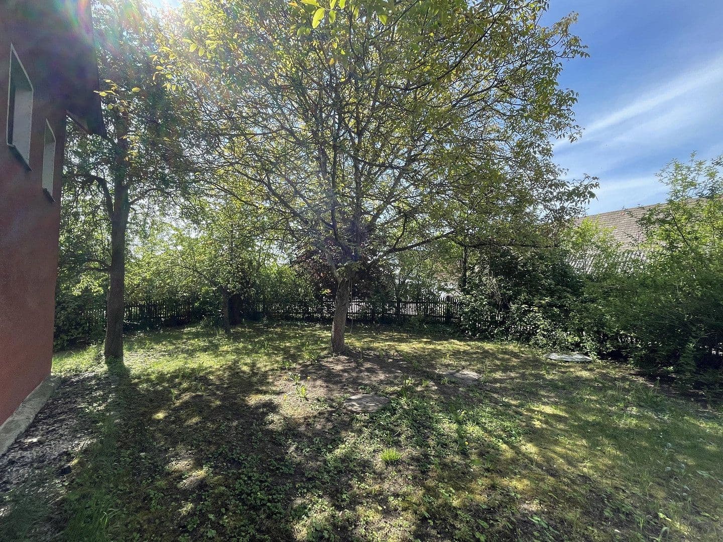 Prodej domu 220 m², pozemek 1.616 m², Beratzhausen, Bavorsko Prodej domu 220 m², pozemek 1.616 m², Beratzhausen, Bavorsko