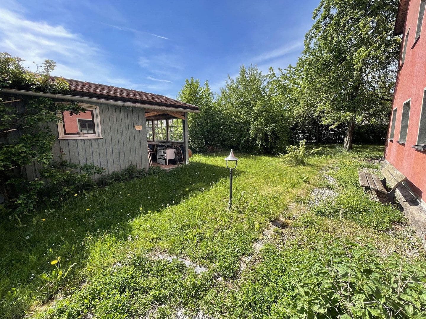 Prodej domu 220 m², pozemek 1.616 m², Beratzhausen, Bavorsko Prodej domu 220 m², pozemek 1.616 m², Beratzhausen, Bavorsko