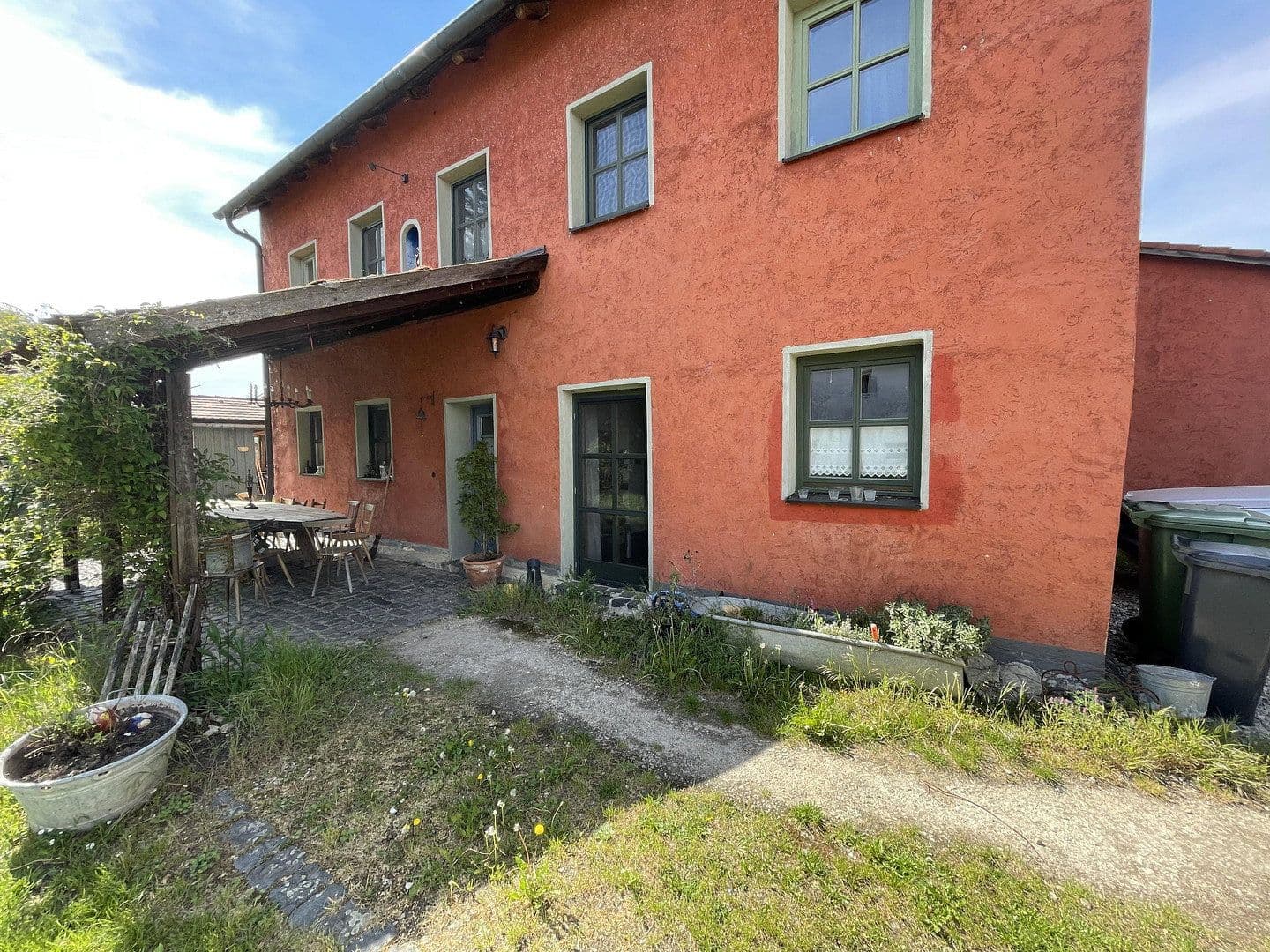 Prodej domu 220 m², pozemek 1.616 m², Beratzhausen, Bavorsko Prodej domu 220 m², pozemek 1.616 m², Beratzhausen, Bavorsko