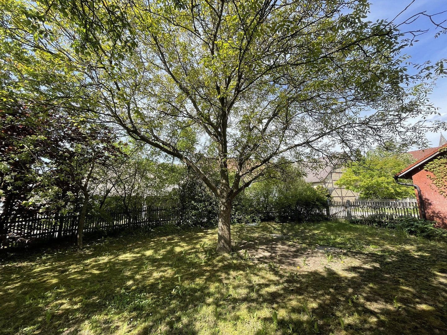 Prodej domu 220 m², pozemek 1.616 m², Beratzhausen, Bavorsko Prodej domu 220 m², pozemek 1.616 m², Beratzhausen, Bavorsko