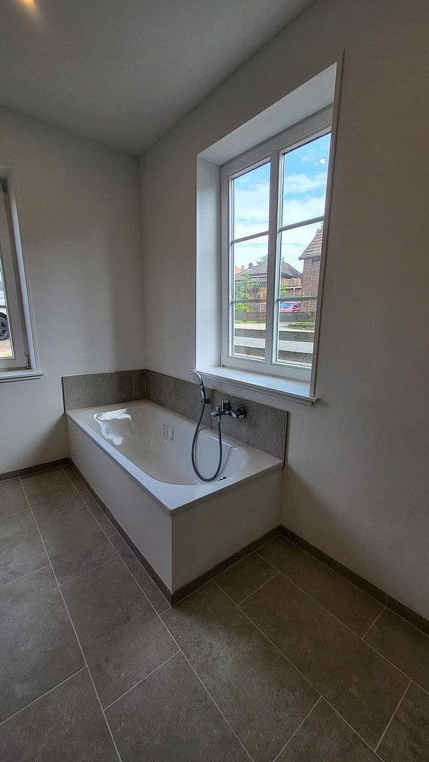 Prodej domu 150 m², pozemek 3.322 m², Buxtehuder Straße 3, Moisburg, Dolní Sasko Prodej domu 150 m², pozemek 3.322 m², Buxtehuder Straße 3, Moisburg, Dolní Sasko