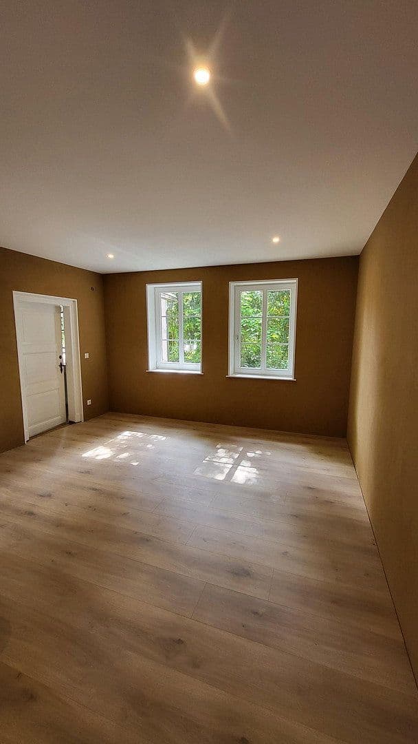 Prodej domu 150 m², pozemek 3.322 m², Buxtehuder Straße 3, Moisburg, Dolní Sasko Prodej domu 150 m², pozemek 3.322 m², Buxtehuder Straße 3, Moisburg, Dolní Sasko