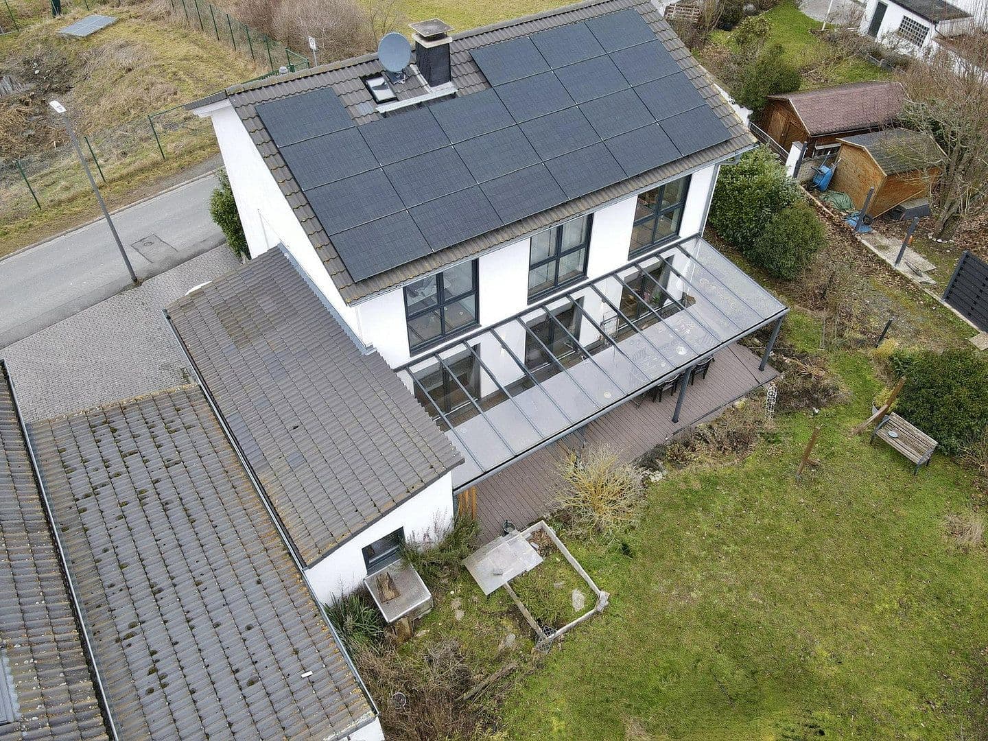 Prodej domu 166 m², pozemek 545 m², Neu-Anspach, Hessen Prodej domu 166 m², pozemek 545 m², Neu-Anspach, Hessen
