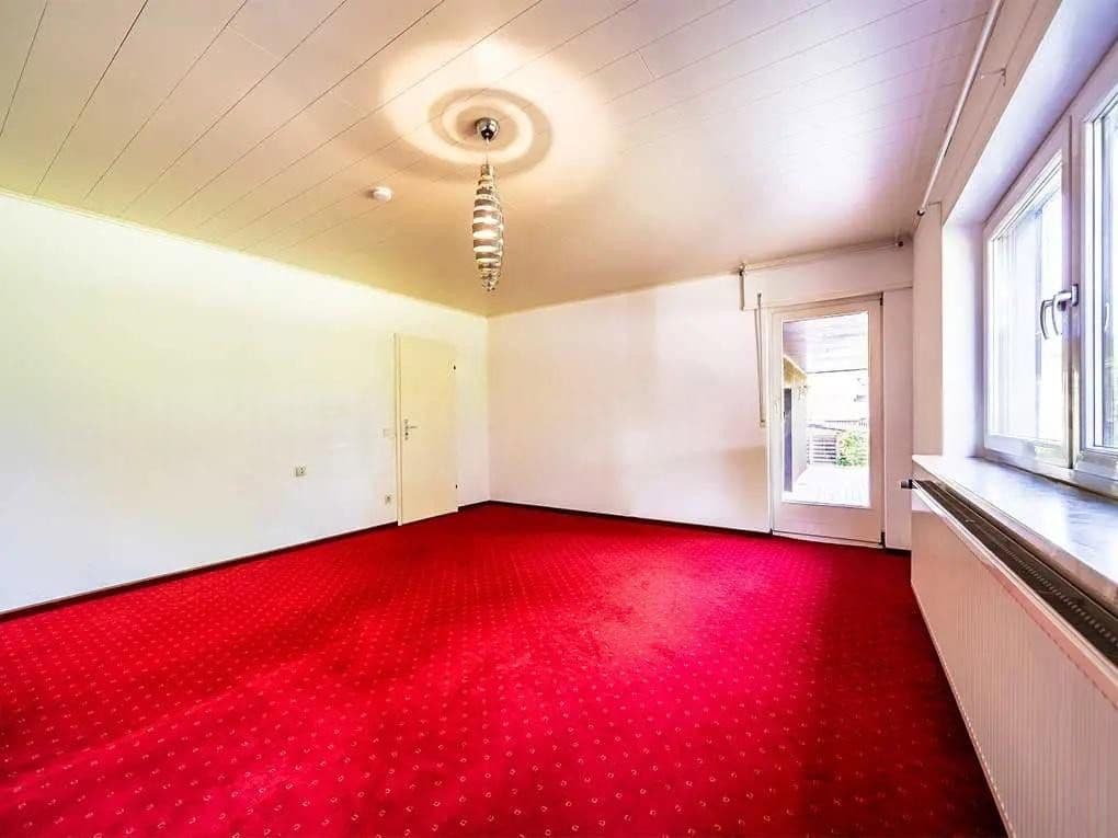Pronájem bytu 3+1 125 m², Sinsheim, Bádensko-Württembersko Pronájem bytu 3+1 125 m², Sinsheim, Bádensko-Württembersko