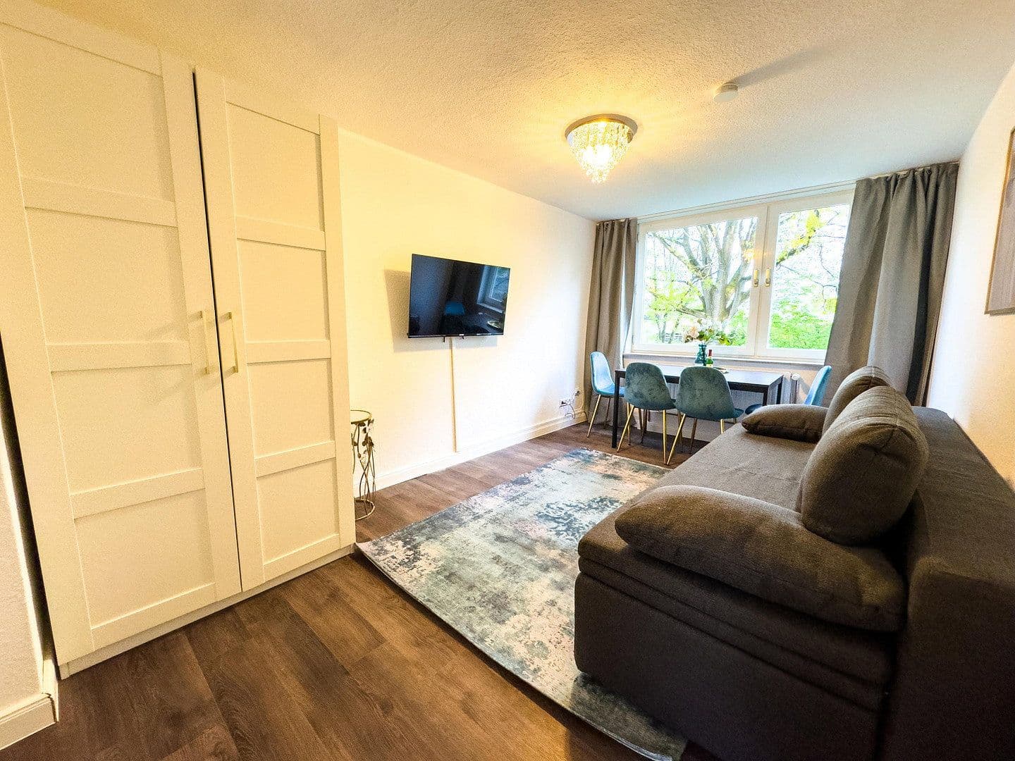 Pronájem bytu 2+1 34 m², Washingtonweg 1A, Hannover, Dolní Sasko Pronájem bytu 2+1 34 m², Washingtonweg 1A, Hannover, Dolní Sasko