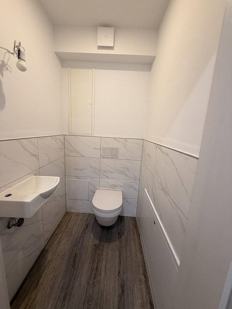 Pronájem domu 80 m², pozemek 370 m², Römerberg, Porýní-Falc Pronájem domu 80 m², pozemek 370 m², Römerberg, Porýní-Falc