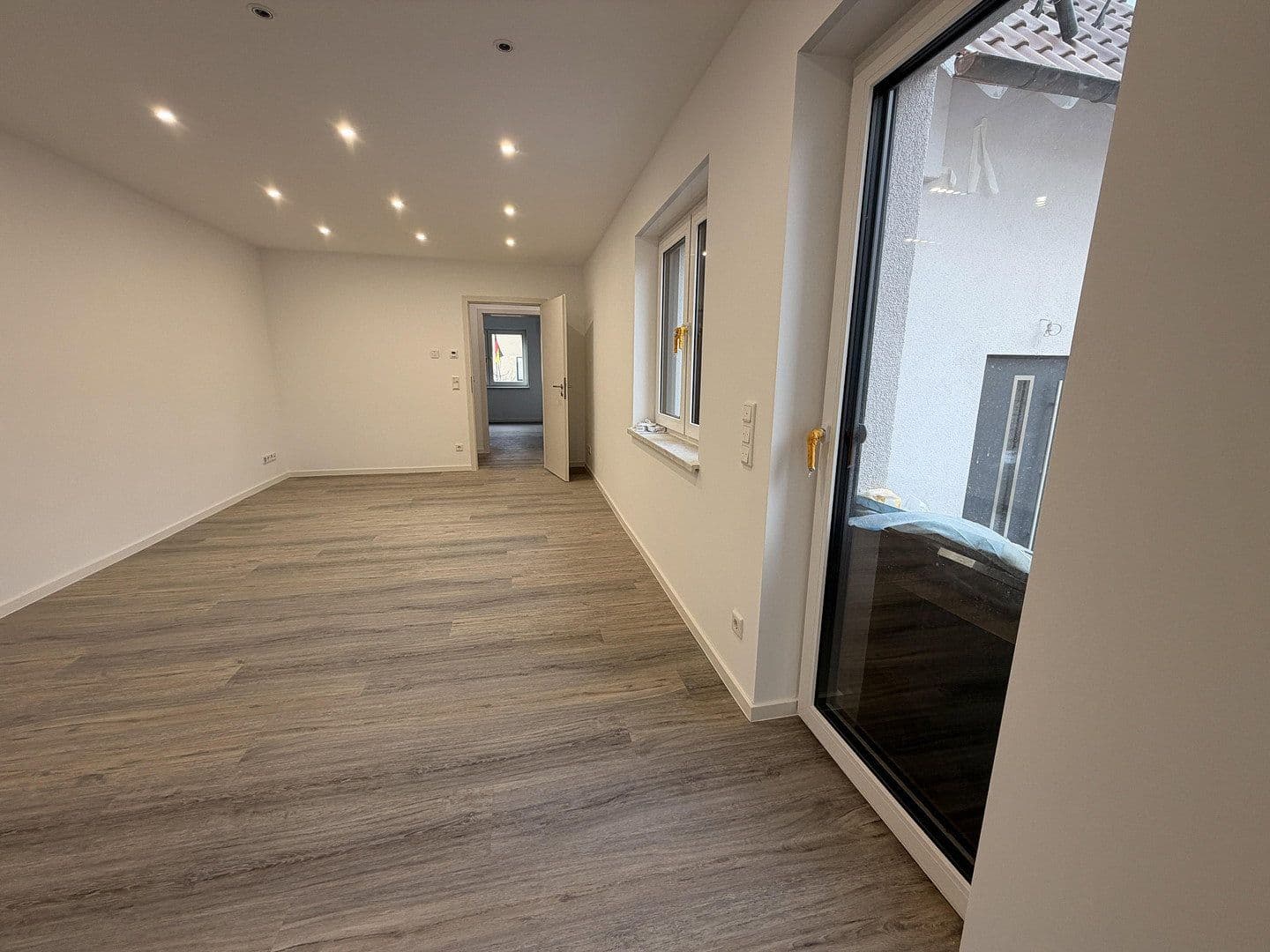 Pronájem domu 80 m², pozemek 370 m², Römerberg, Porýní-Falc Pronájem domu 80 m², pozemek 370 m², Römerberg, Porýní-Falc