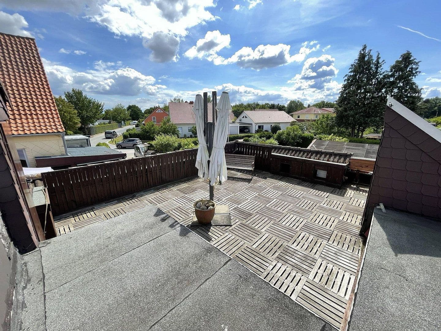 Prodej domu 178 m², pozemek 855 m², Hemmingen, Dolní Sasko Prodej domu 178 m², pozemek 855 m², Hemmingen, Dolní Sasko