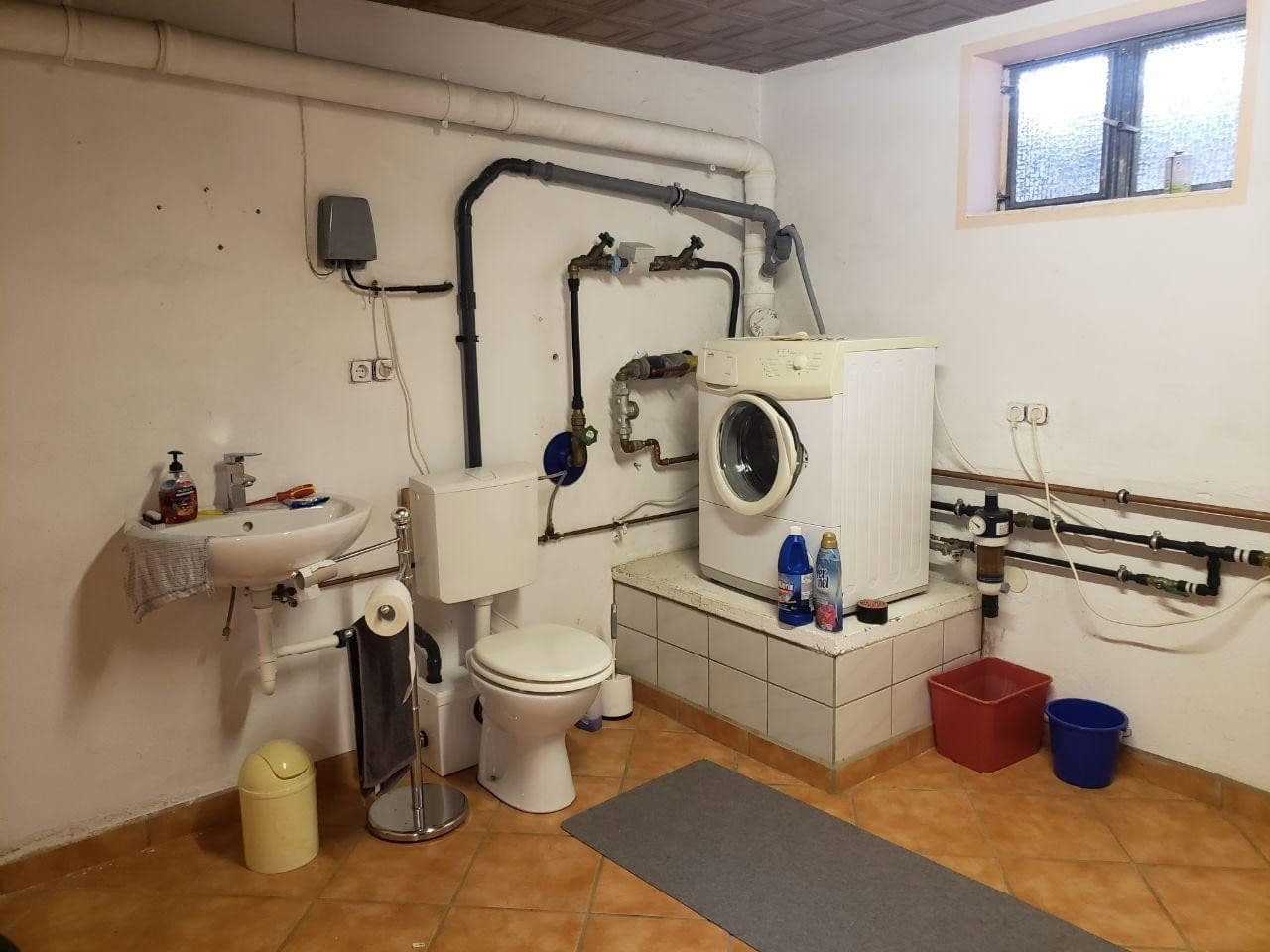 Prodej domu 75 m², pozemek 878 m², Lampertheim, Hessen Prodej domu 75 m², pozemek 878 m², Lampertheim, Hessen