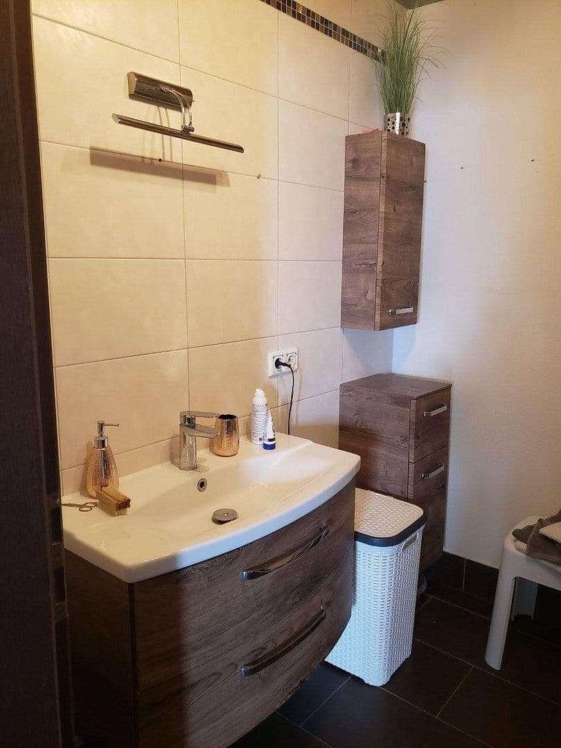Prodej domu 75 m², pozemek 878 m², Lampertheim, Hessen Prodej domu 75 m², pozemek 878 m², Lampertheim, Hessen