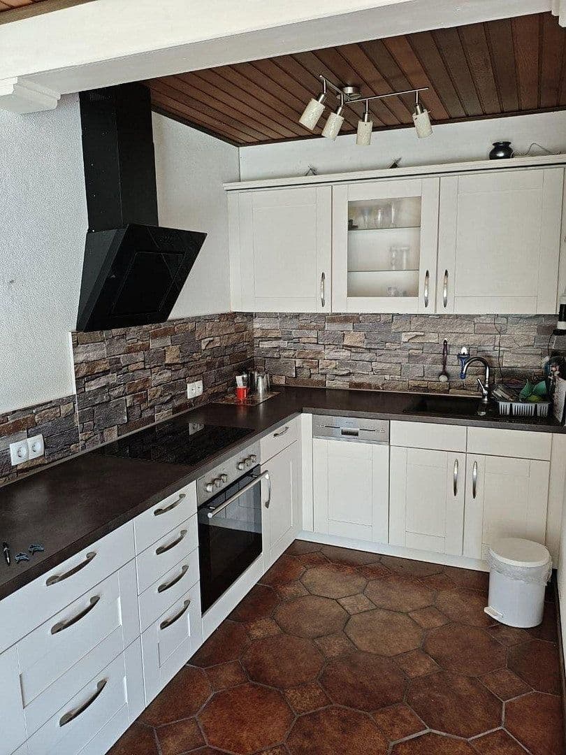 Prodej domu 75 m², pozemek 878 m², Lampertheim, Hessen Prodej domu 75 m², pozemek 878 m², Lampertheim, Hessen