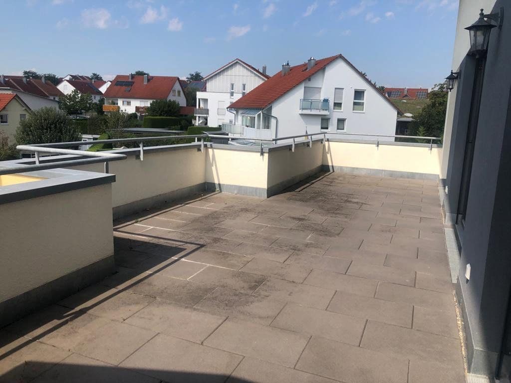 Pronájem bytu 3+1 68 m², Biberach an der Riß, Bádensko-Württembersko Pronájem bytu 3+1 68 m², Biberach an der Riß, Bádensko-Württembersko